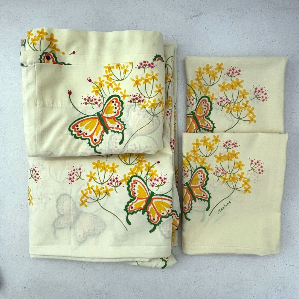 Tastemaker Butter Yellow 70s Marlene Butterfly Sheet Set Full Size Vintage Retro
